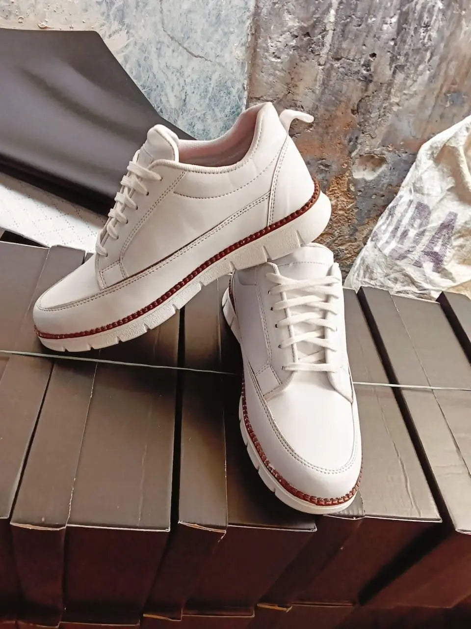 Ultra-Comfy Soft Sole Sneakers for Men dpghsf-q0